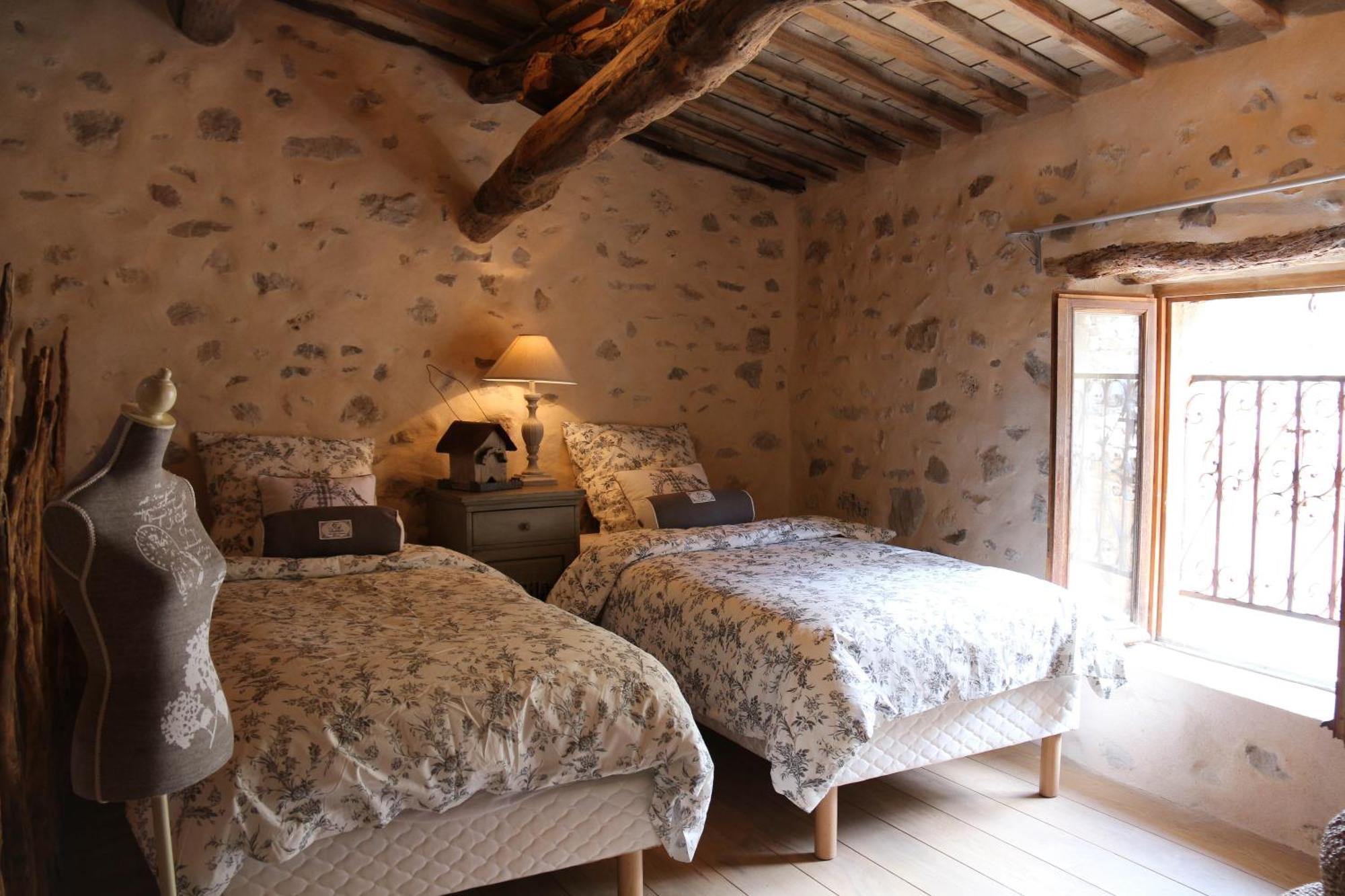 Gite Marceline Saint-Guilhem-le-Desert Esterno foto
