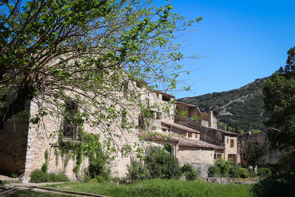 Gite Marceline Saint-Guilhem-le-Desert Esterno foto