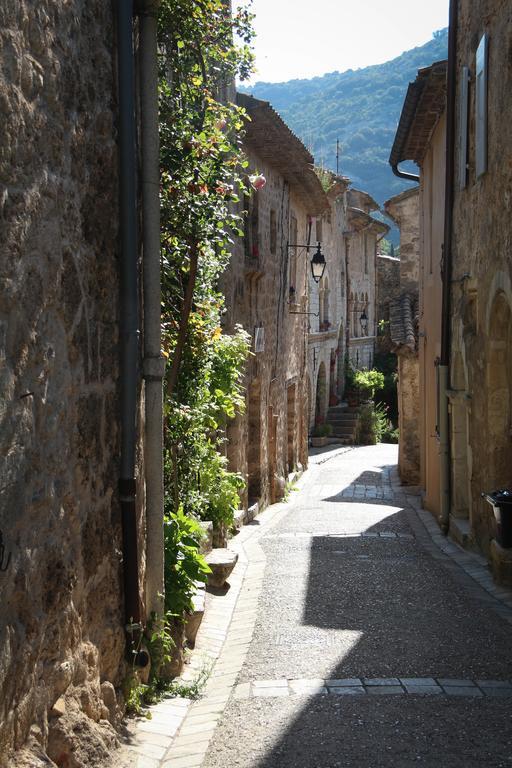 Gite Marceline Saint-Guilhem-le-Desert Esterno foto